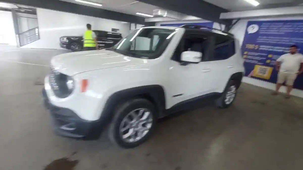 Jeep Renegade 2017 года за 10 000 000 тг. в Астана