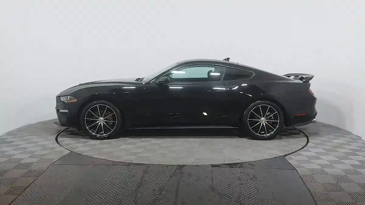 Ford Mustang 2022 года за 12 500 000 тг. в Астана