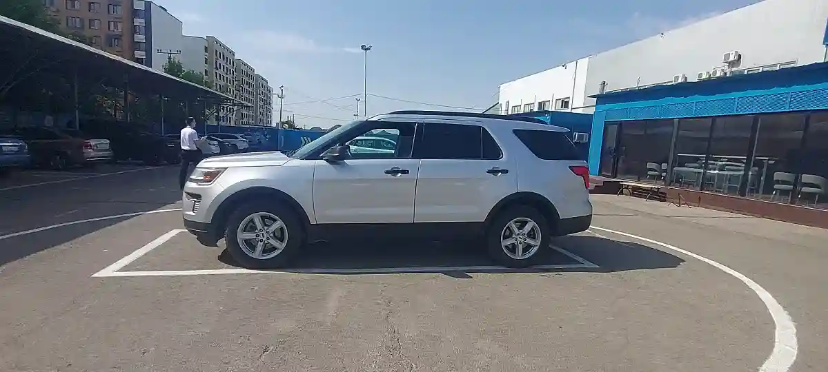 Ford Explorer 2018 года за 17 000 000 тг. в Алматы