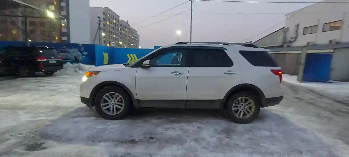 Ford Explorer 2013 года за 10 000 000 тг. в Алматы