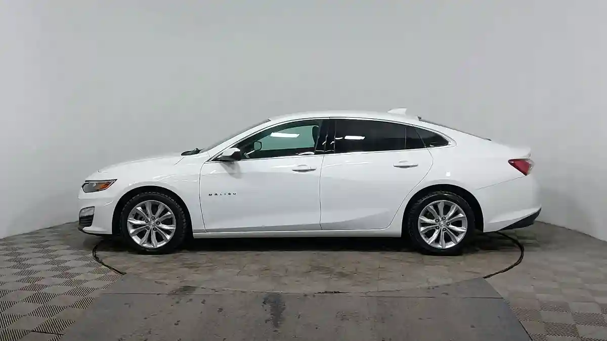 Chevrolet Malibu 2019 года за 7 790 000 тг. в Астана