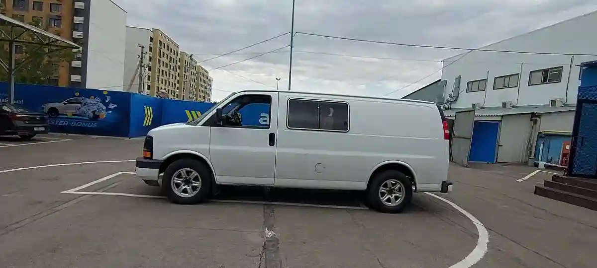 Chevrolet Express 2003 года за 7 500 000 тг. в Алматы