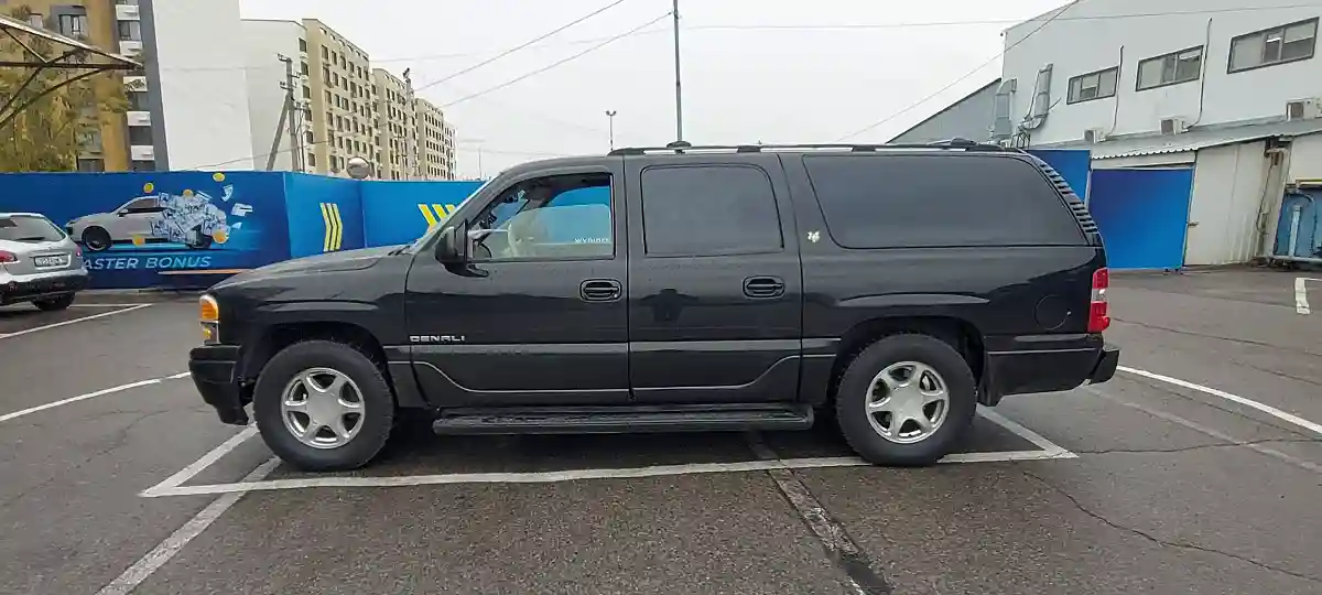 GMC Yukon 2005 года за 8 000 000 тг. в Алматы