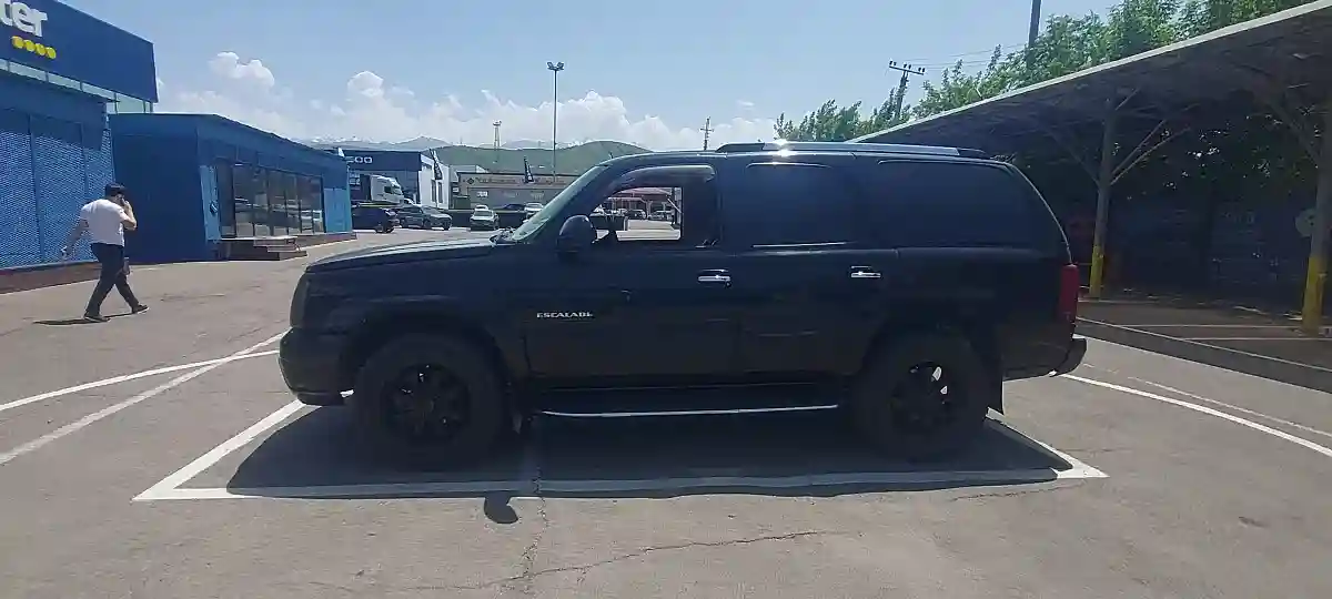 Cadillac Escalade 2003 года за 6 000 000 тг. в Алматы