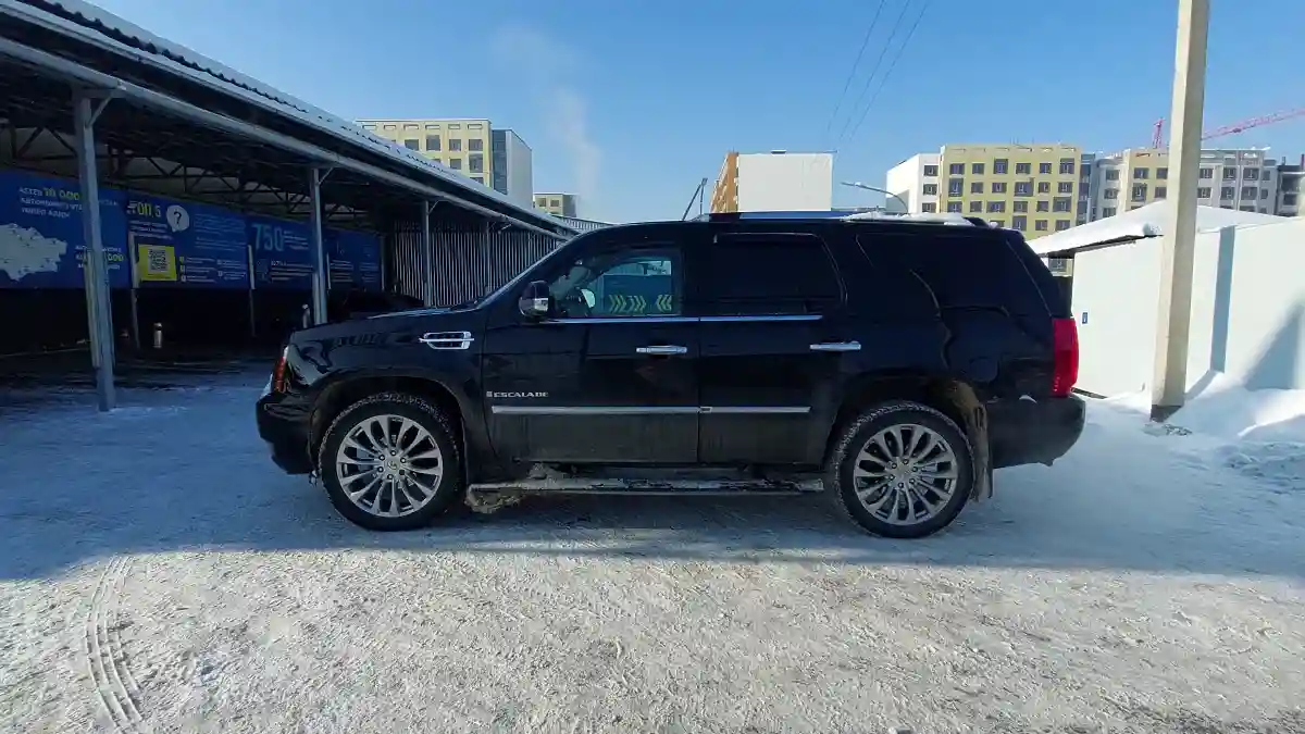 Cadillac Escalade 2007 года за 8 500 000 тг. в Алматы