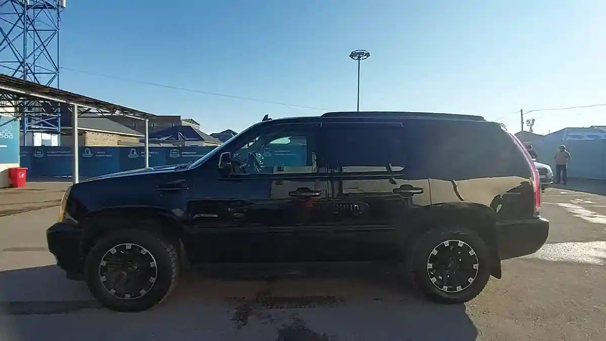 Cadillac Escalade 2006 года за 9 500 000 тг. в Шымкент