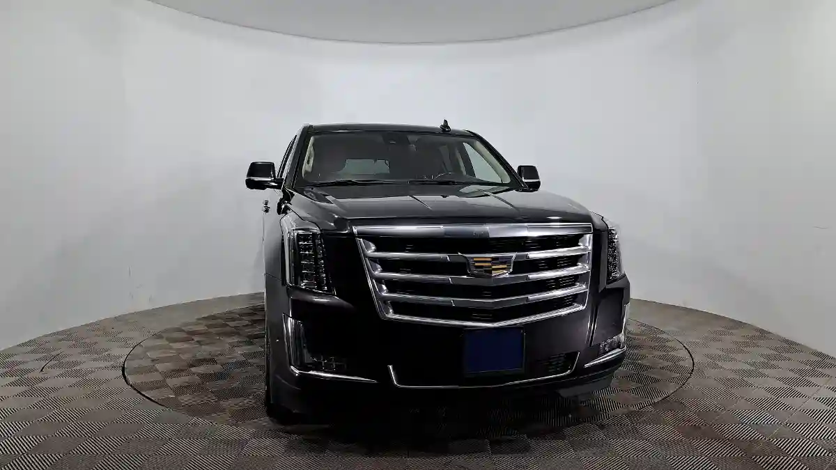 Cadillac Escalade 2018 года за 24 990 000 тг. в Астана