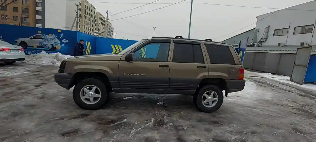 Jeep Cherokee 1997 года за 4 500 000 тг. в Алматы