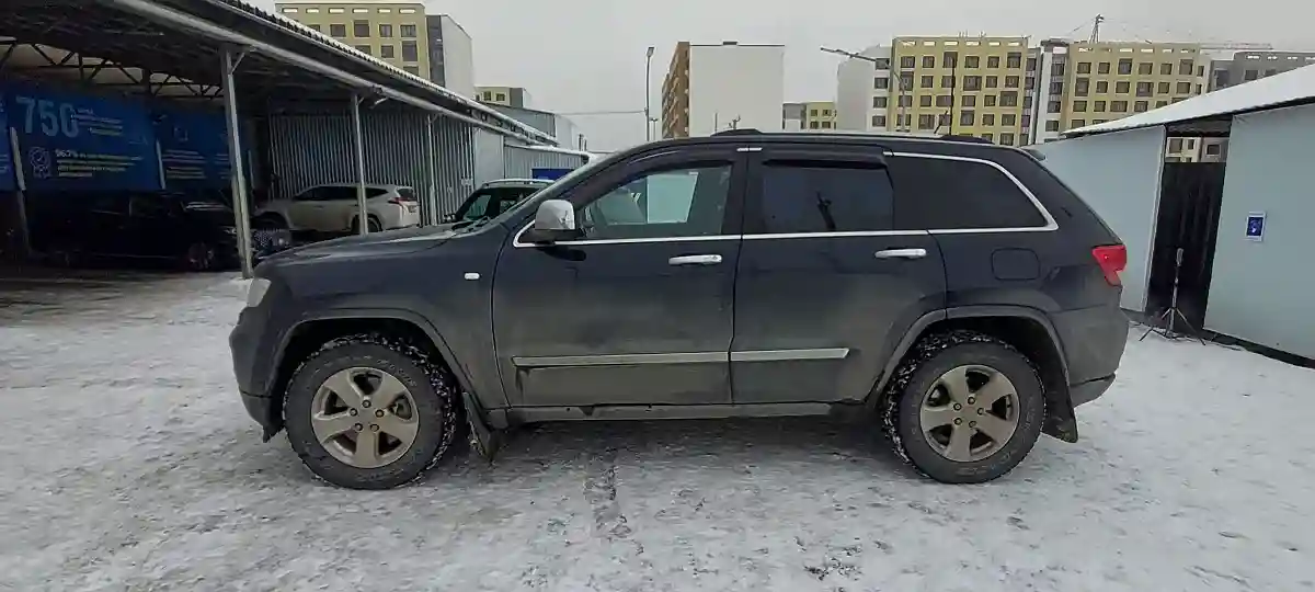 Jeep Grand Cherokee 2011 года за 14 000 000 тг. в Алматы
