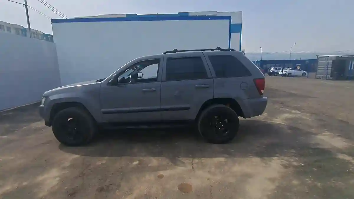 Jeep Grand Cherokee 2007 года за 10 000 000 тг. в Алматы