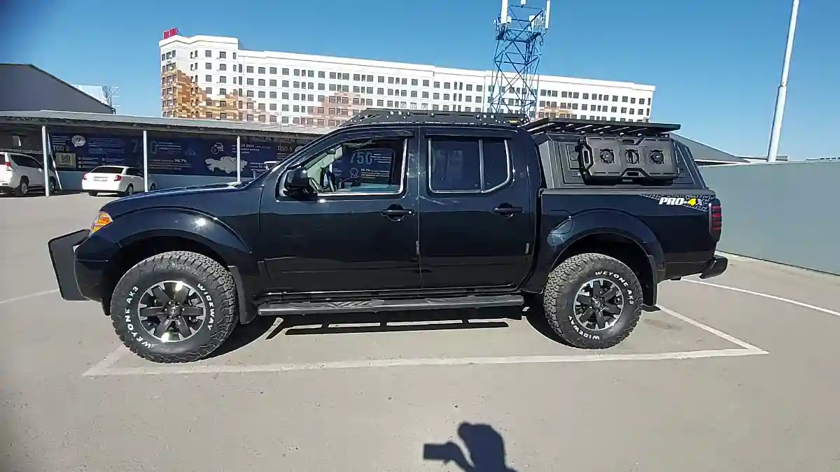 Nissan Navara (Frontier) 2017 года за 21 500 000 тг. в Шымкент