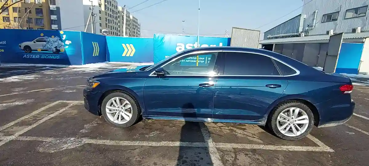 Volkswagen Passat 2020 года за 11 000 000 тг. в Алматы