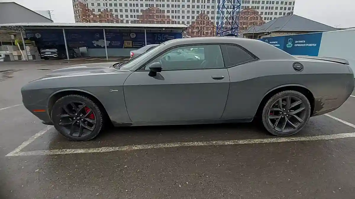 Dodge Challenger 2018 года за 20 000 000 тг. в Шымкент