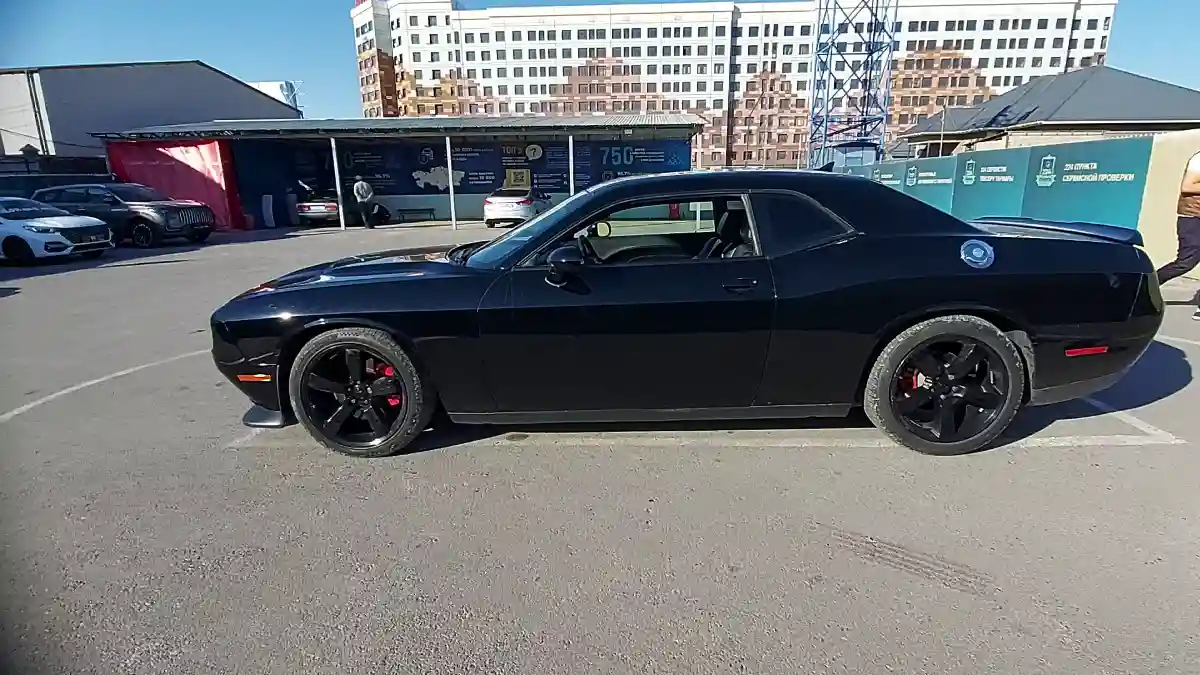 Dodge Challenger 2017 года за 12 000 000 тг. в Шымкент
