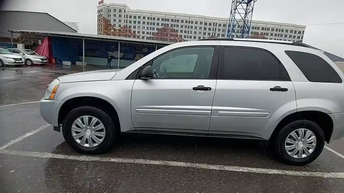Chevrolet Equinox 2005 года за 4 000 000 тг. в Шымкент