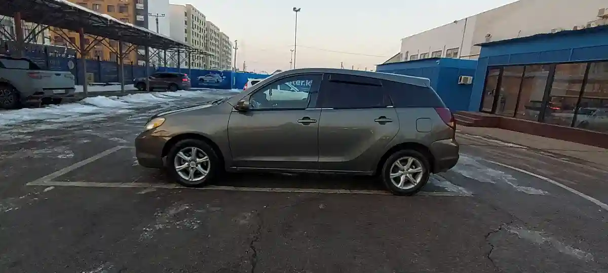 Toyota Matrix 2004 года за 4 500 000 тг. в Алматы