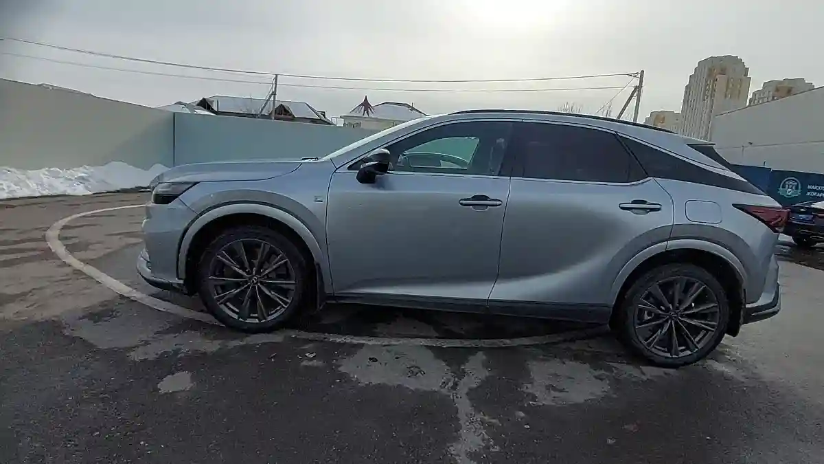 Lexus RX 2023 года за 38 500 000 тг. в Шымкент