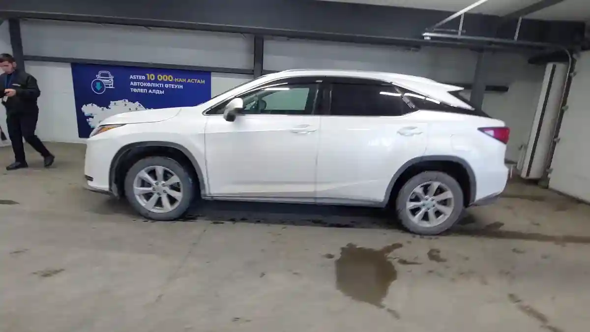 Lexus RX 2017 года за 21 300 000 тг. в Астана