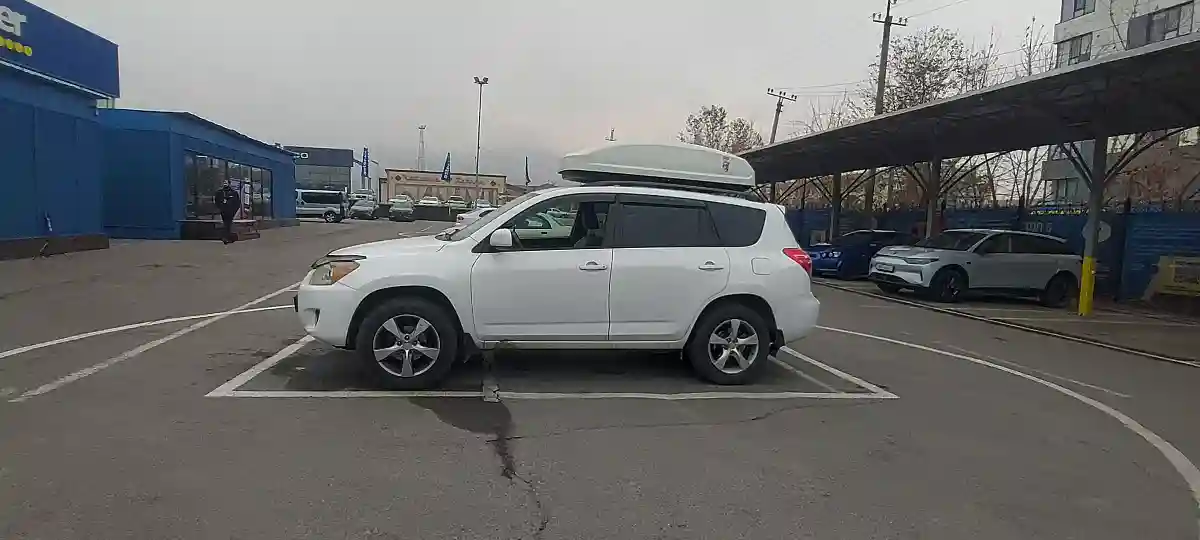 Toyota RAV4 2010 года за 6 500 000 тг. в Алматы