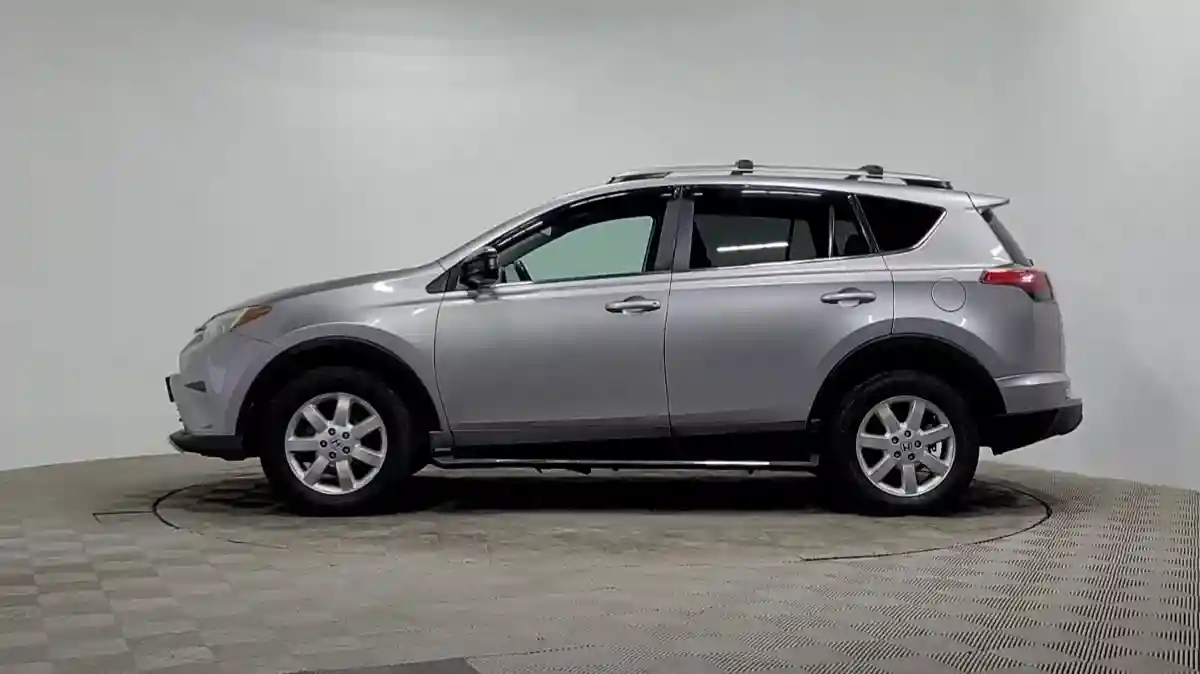 Toyota RAV4 2017 года за 10 000 000 тг. в Алматы