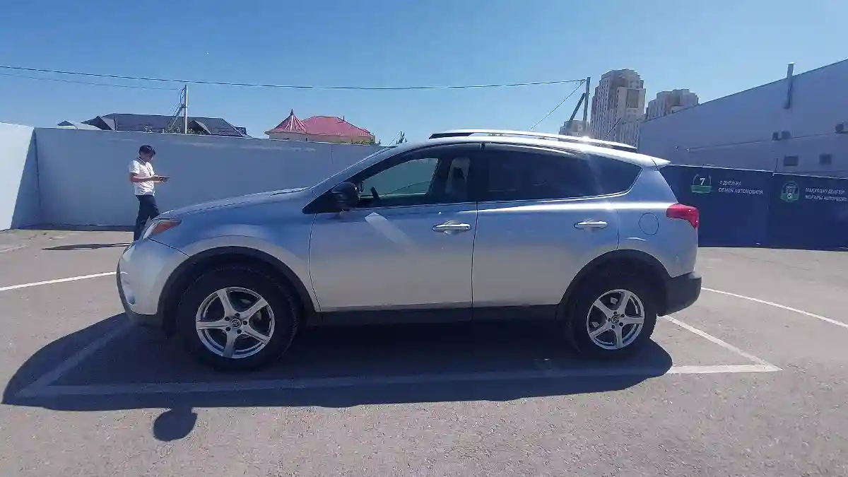 Toyota RAV4 2013 года за 9 000 000 тг. в Шымкент