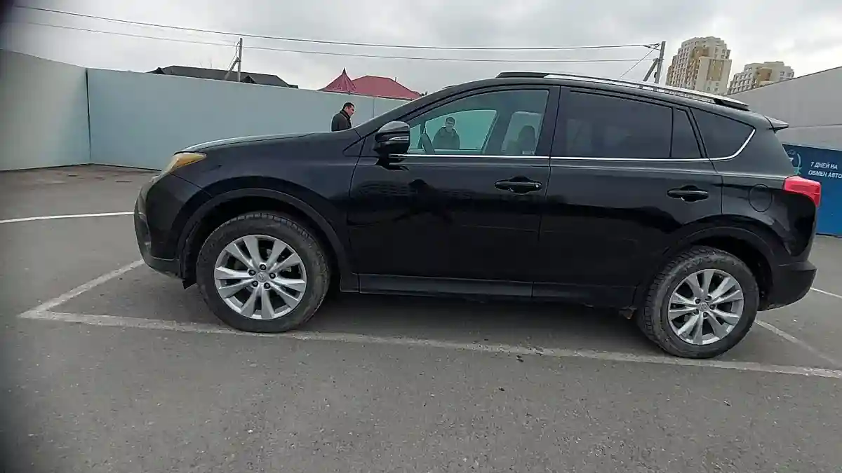 Toyota RAV4 2013 года за 9 000 000 тг. в Шымкент