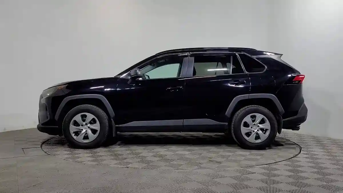 Toyota RAV4 2019 года за 11 990 000 тг. в Алматы