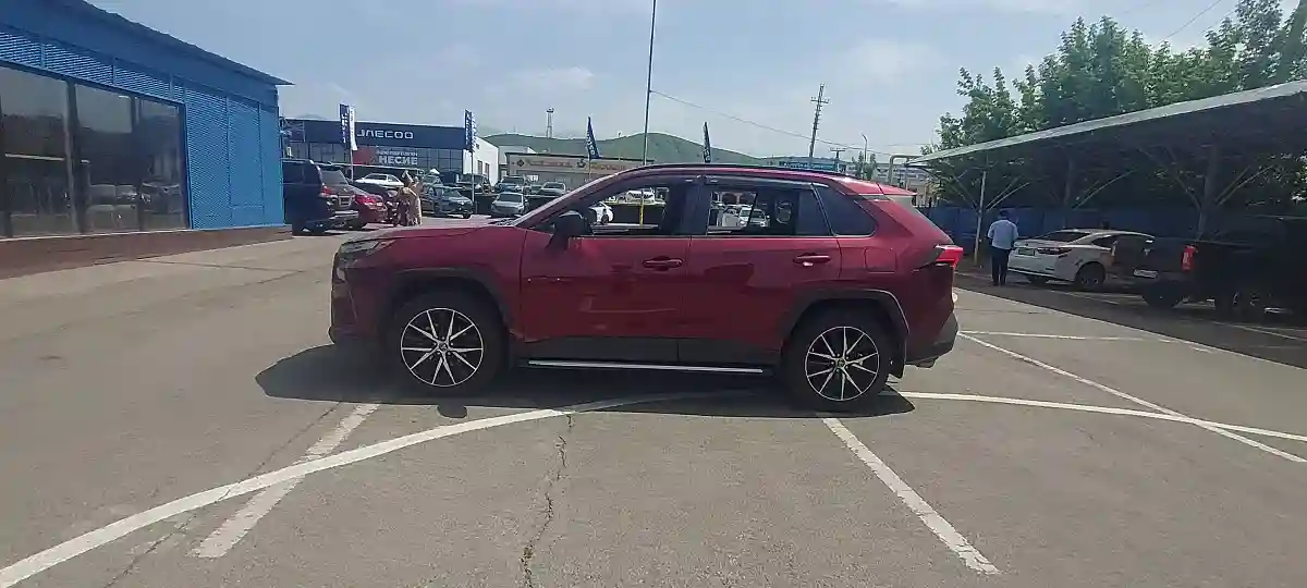 Toyota RAV4 2019 года за 14 500 000 тг. в Алматы