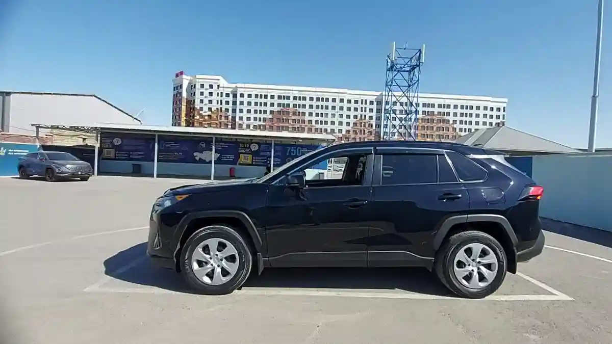 Toyota RAV4 2020 года за 16 500 000 тг. в Шымкент