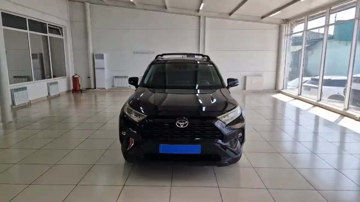 Toyota RAV4 2021 года за 15 900 000 тг. в Талдыкорган