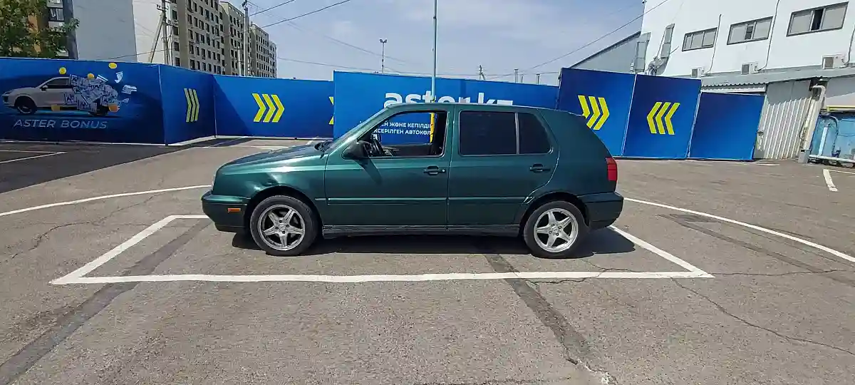 Volkswagen Golf 1995 года за 2 000 000 тг. в Алматы