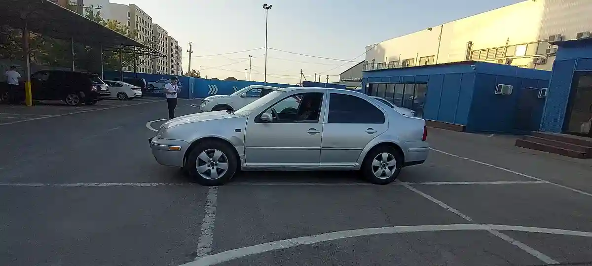 Volkswagen Jetta 2004 года за 1 000 000 тг. в Алматы