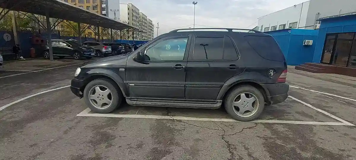 Mercedes-Benz M-Класс 2001 года за 3 000 000 тг. в Алматы