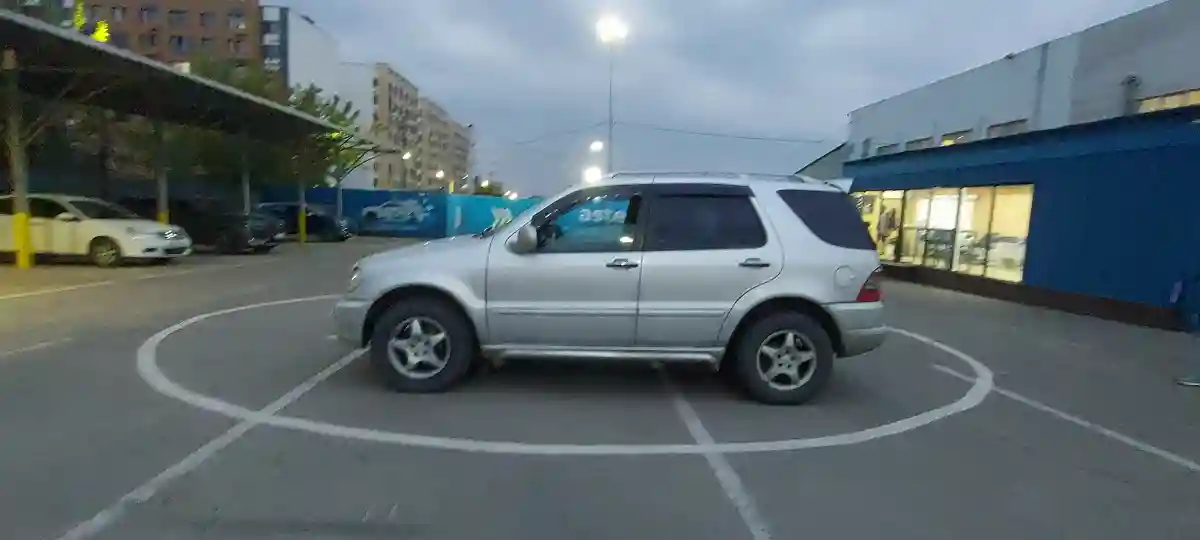 Mercedes-Benz M-Класс 1998 года за 3 500 000 тг. в Алматы