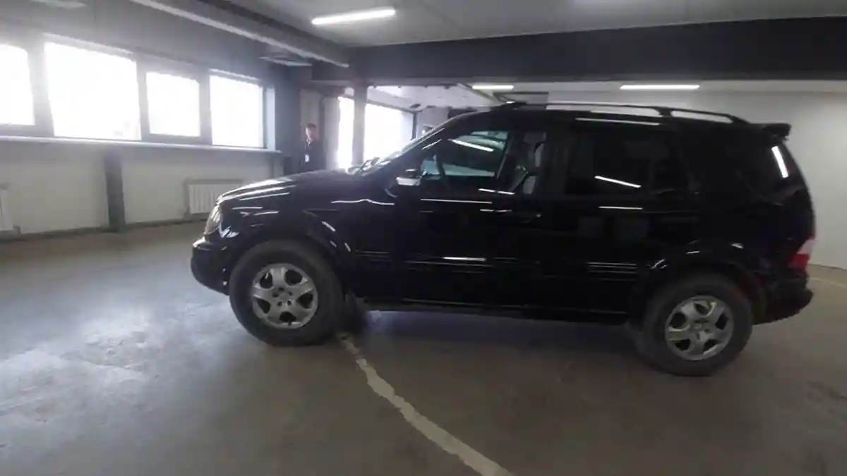 Mercedes-Benz M-Класс 2003 года за 5 000 000 тг. в Астана