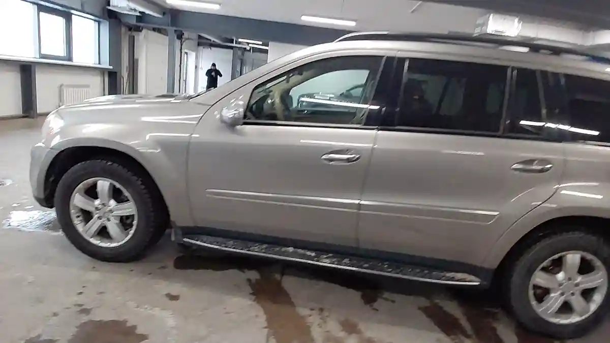 Mercedes-Benz GL-Класс 2007 года за 8 000 000 тг. в Астана