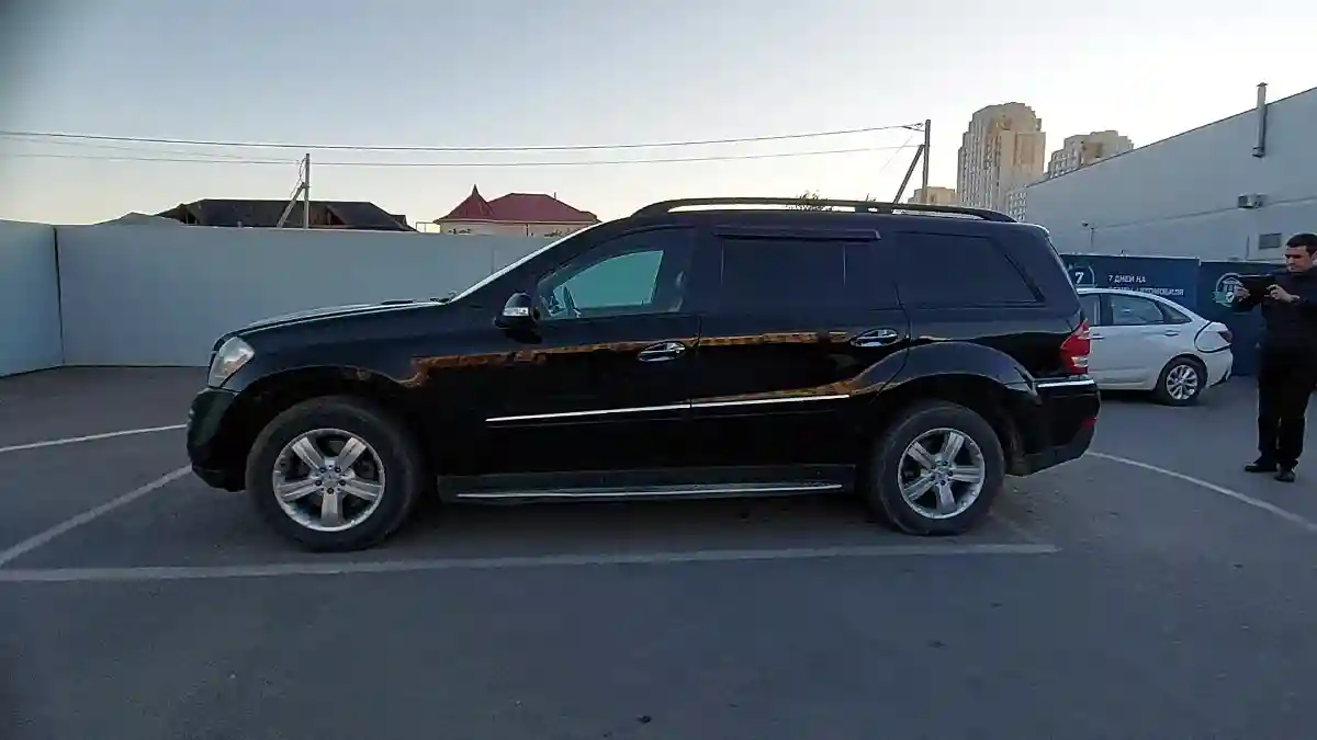 Mercedes-Benz GL-Класс 2006 года за 5 500 000 тг. в Шымкент