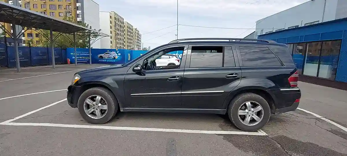 Mercedes-Benz GL-Класс 2006 года за 7 000 000 тг. в Алматы