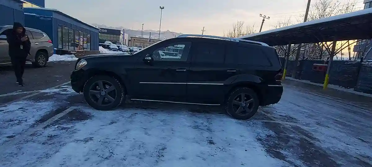 Mercedes-Benz GL-Класс 2006 года за 5 000 000 тг. в Алматы