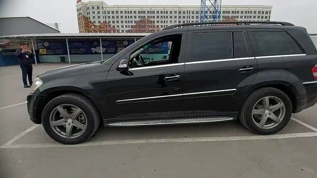 Mercedes-Benz GL-Класс 2006 года за 6 500 000 тг. в Шымкент