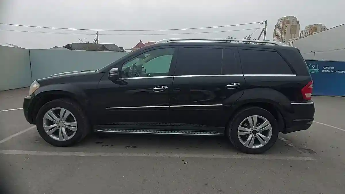 Mercedes-Benz GL-Класс 2010 года за 12 000 000 тг. в Шымкент