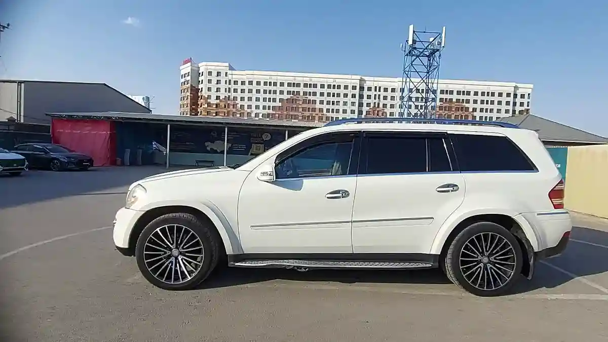Mercedes-Benz GL-Класс 2008 года за 6 500 000 тг. в Шымкент