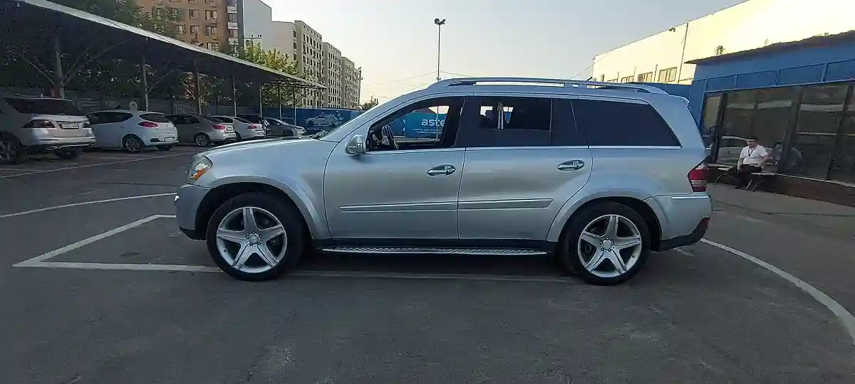 Mercedes-Benz GL-Класс 2008 года за 10 000 000 тг. в Алматы