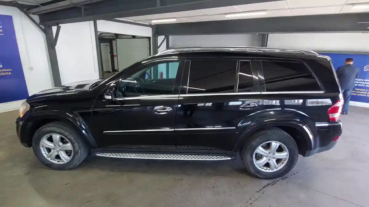 Mercedes-Benz GL-Класс 2007 года за 12 000 000 тг. в Астана