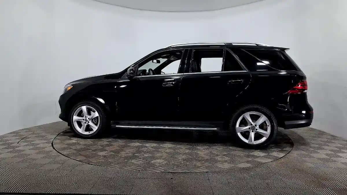 Mercedes-Benz GLE 2018 года за 14 289 000 тг. в Астана