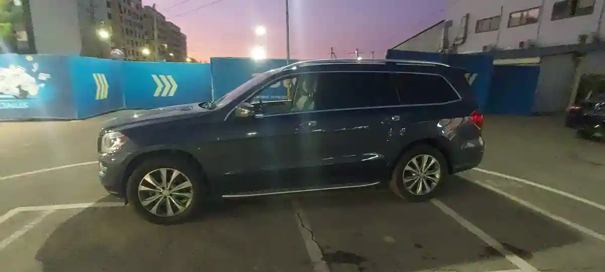 Mercedes-Benz GL-Класс 2014 года за 14 000 000 тг. в Алматы