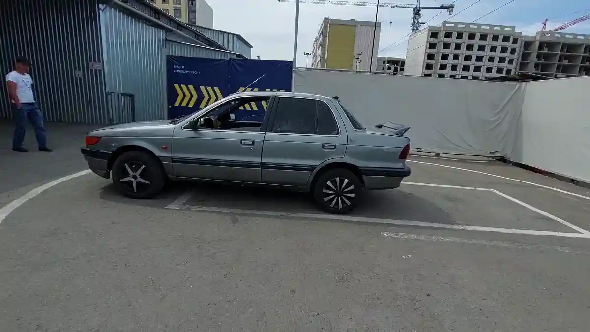 Mitsubishi Lancer 1992 года за 700 000 тг. в Алматы