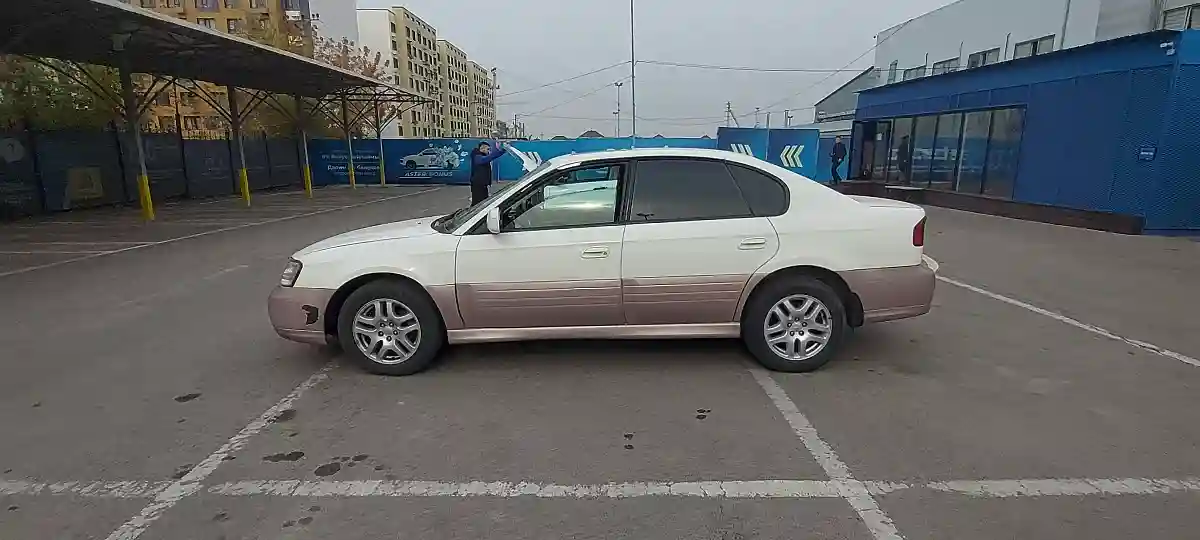 Subaru Outback 2001 года за 2 000 000 тг. в Алматы