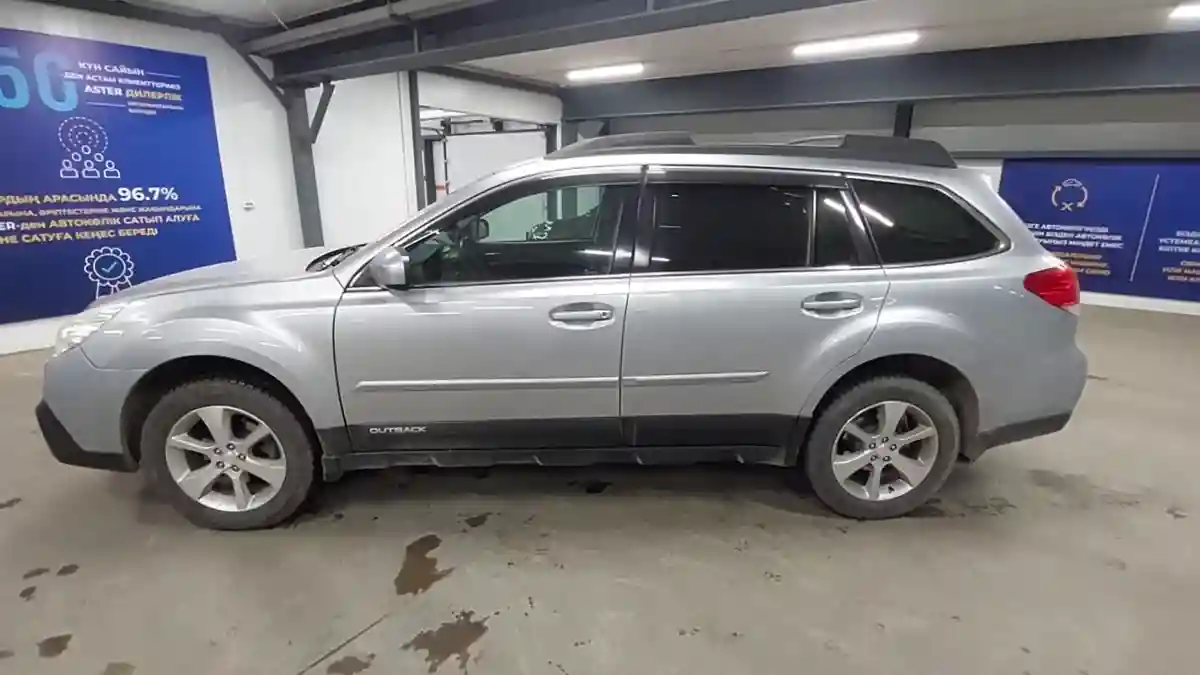 Subaru Outback 2012 года за 7 500 000 тг. в Астана