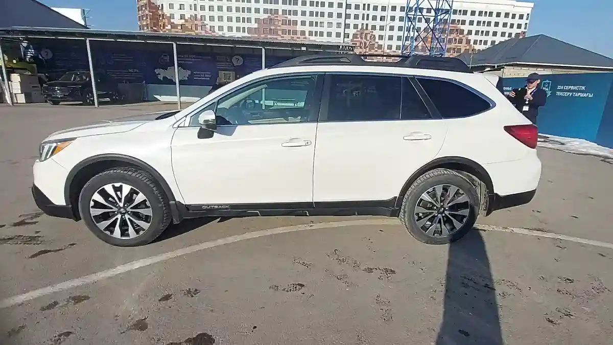 Subaru Outback 2015 года за 10 200 000 тг. в Шымкент